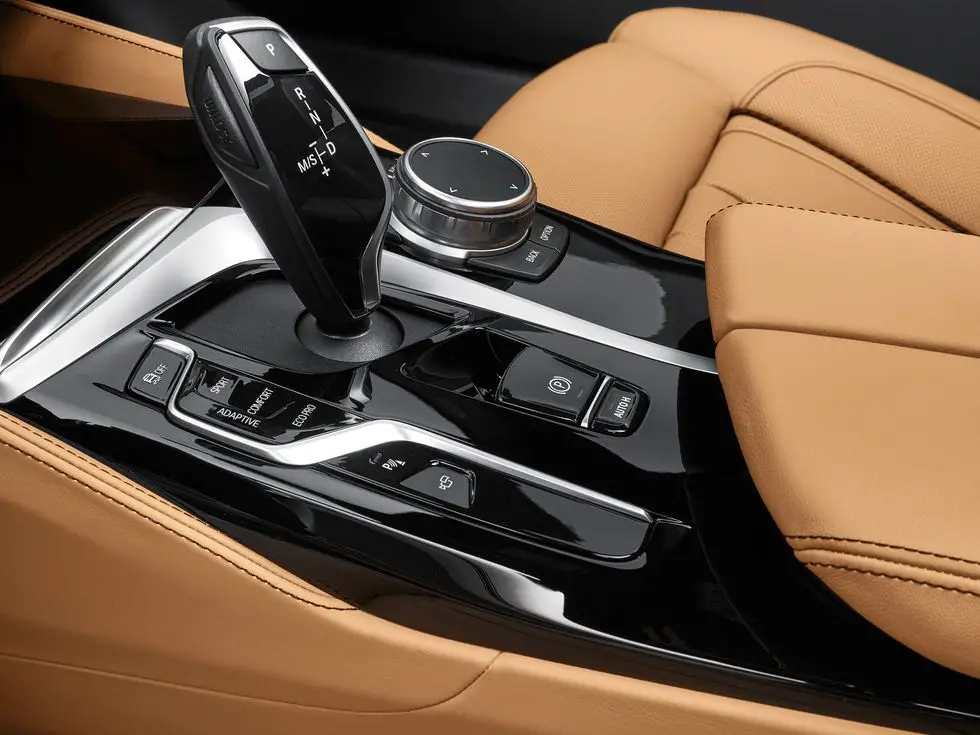 2021 BMW 5 Series sedan interior