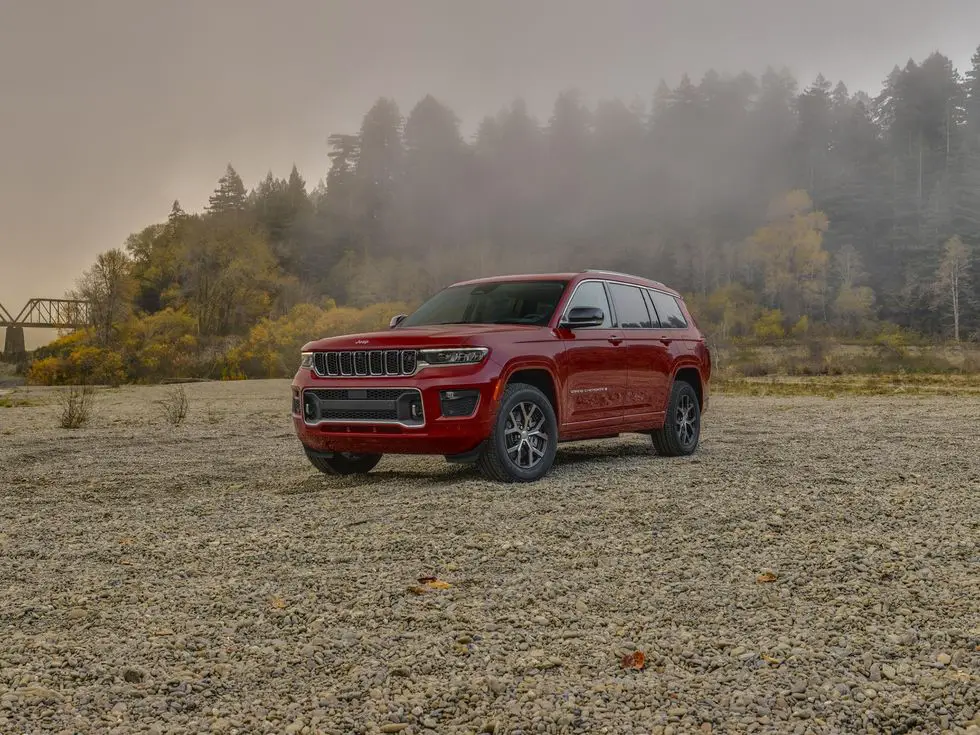 2021 Jeep Grand Cherokee L Overland: Exterior