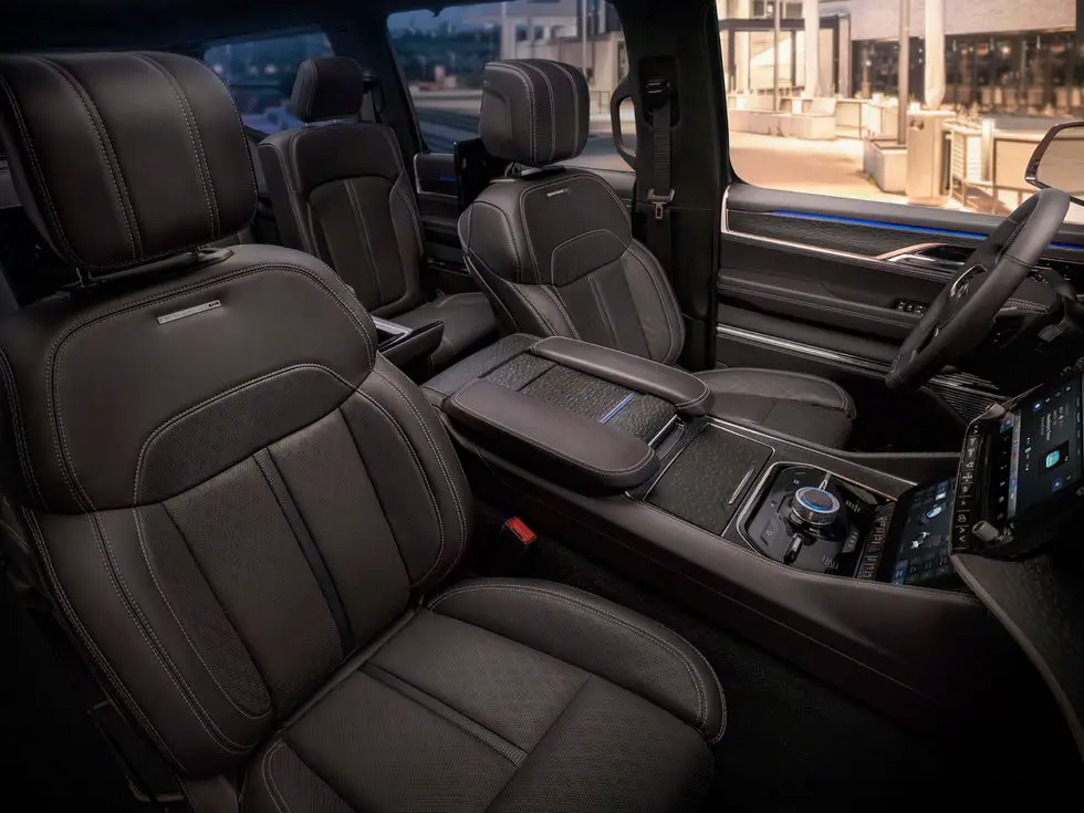 2020 Jeep Grand Wagoneer Concept Interior Seats
