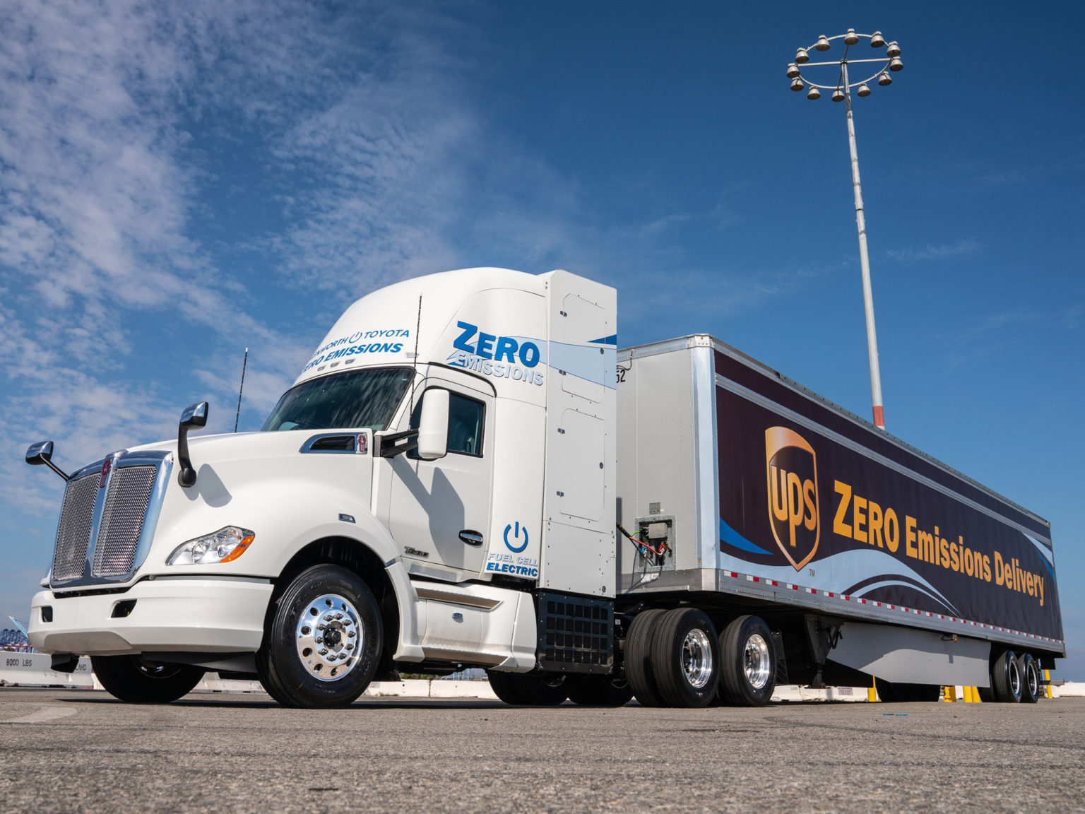 Toyota and Kenworth have joined together to develop fuel cell electric heavy-duty trucks.
