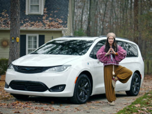 Actress Kathryn Hahn and her husband Ethan Sandler have been tapped for a new Chrysler Pacifica campaign.