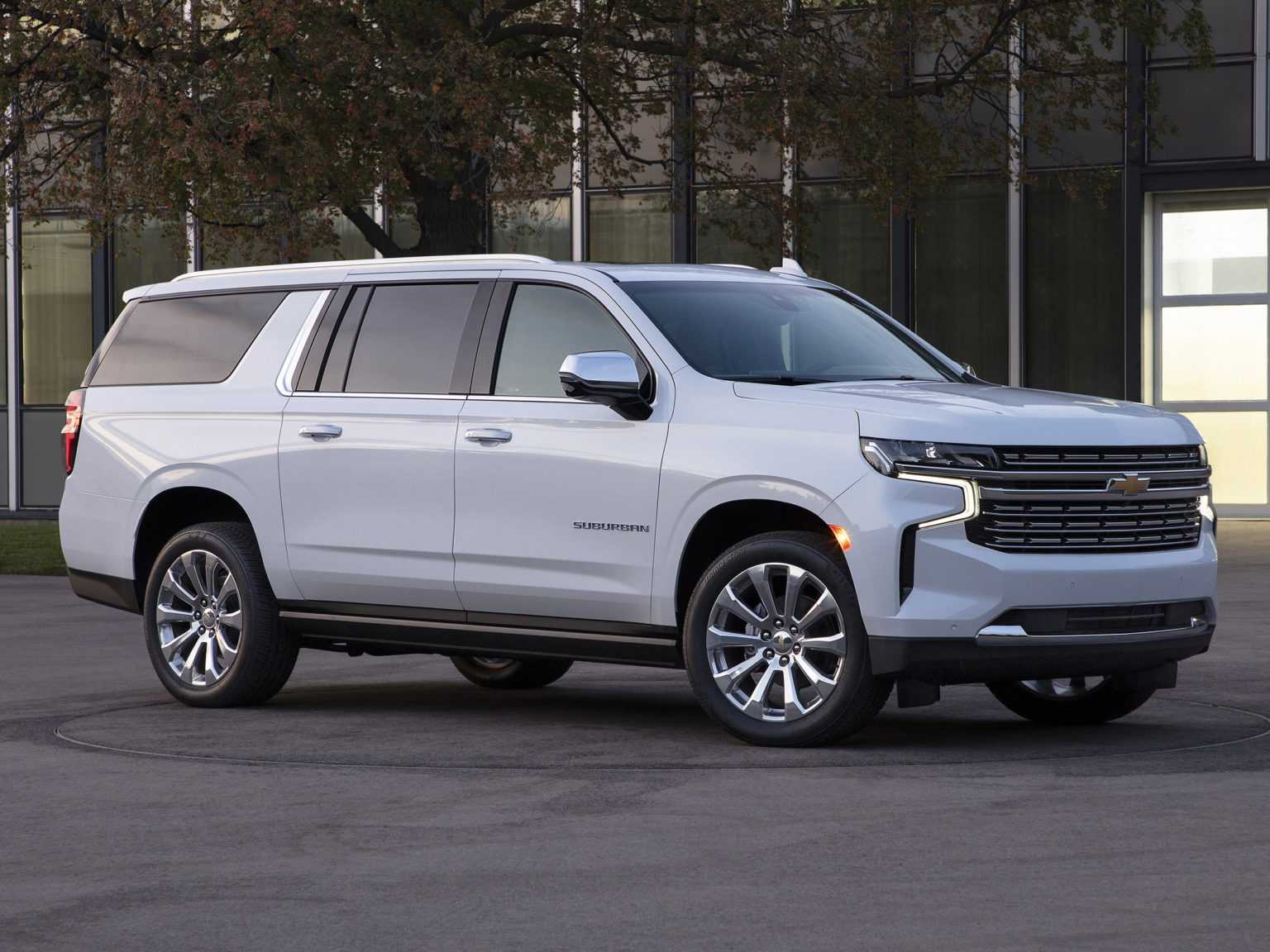 Chevrolet completely redesigned the Suburban for the 2021 model year.