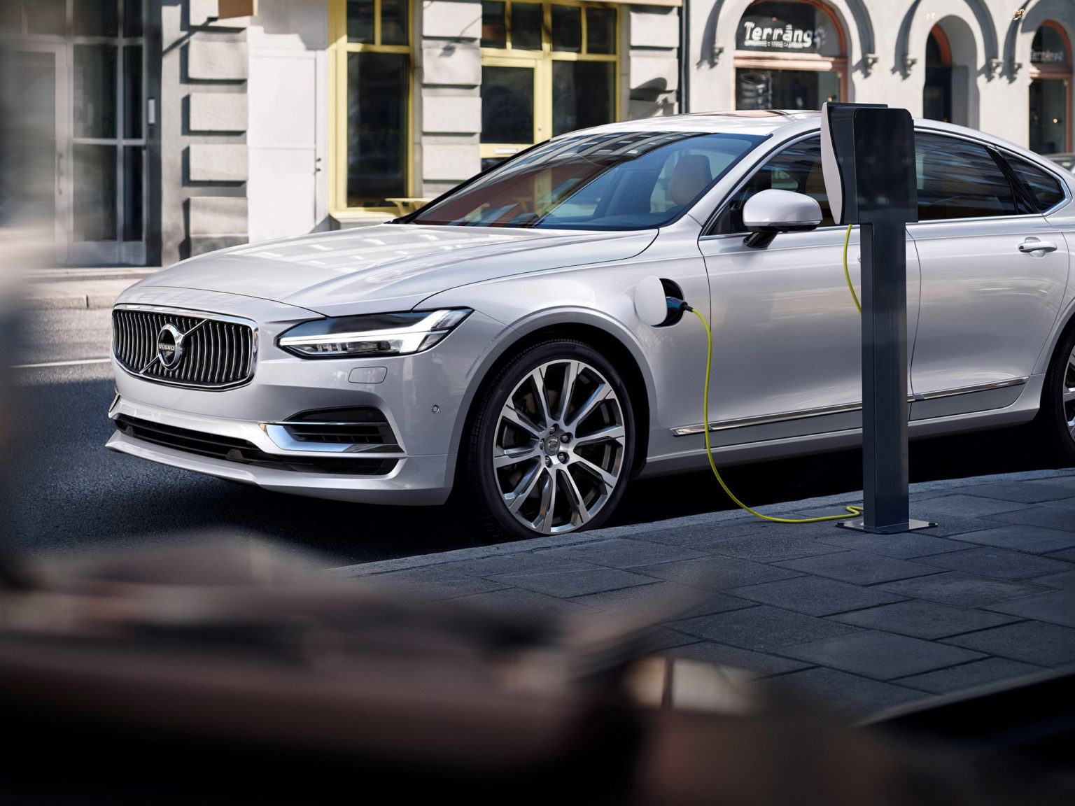 Volvo is moving forward to electrification plans for its fleet.
