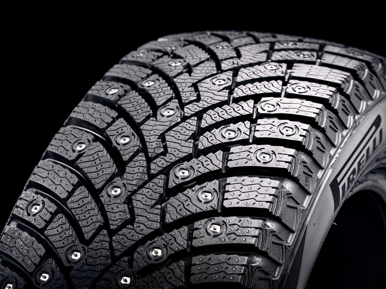 A new app and website will help buyers finance their tire purchase