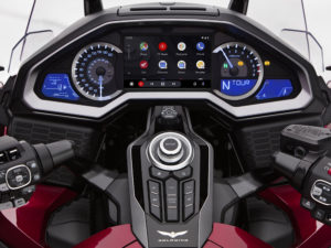 Android Auto and Apple CarPlay are now available for Gold Wing motorcycles.