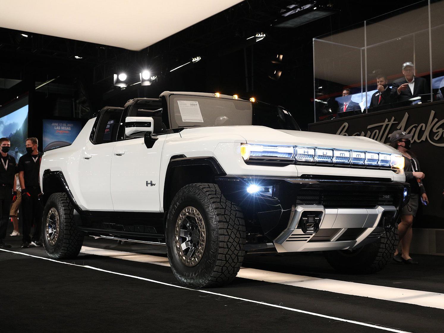 The first 2022 GMC Hummer EV Edition 1 went up for auction this weekend.