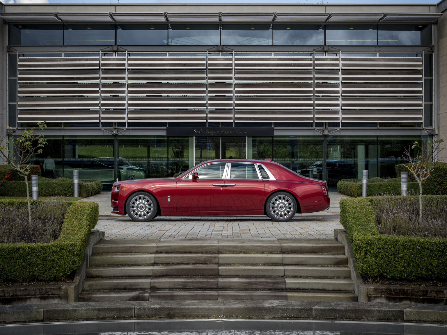 Rolls-Royce has teamed with Sotheby's to auction a bespoke Phantom for charity.
