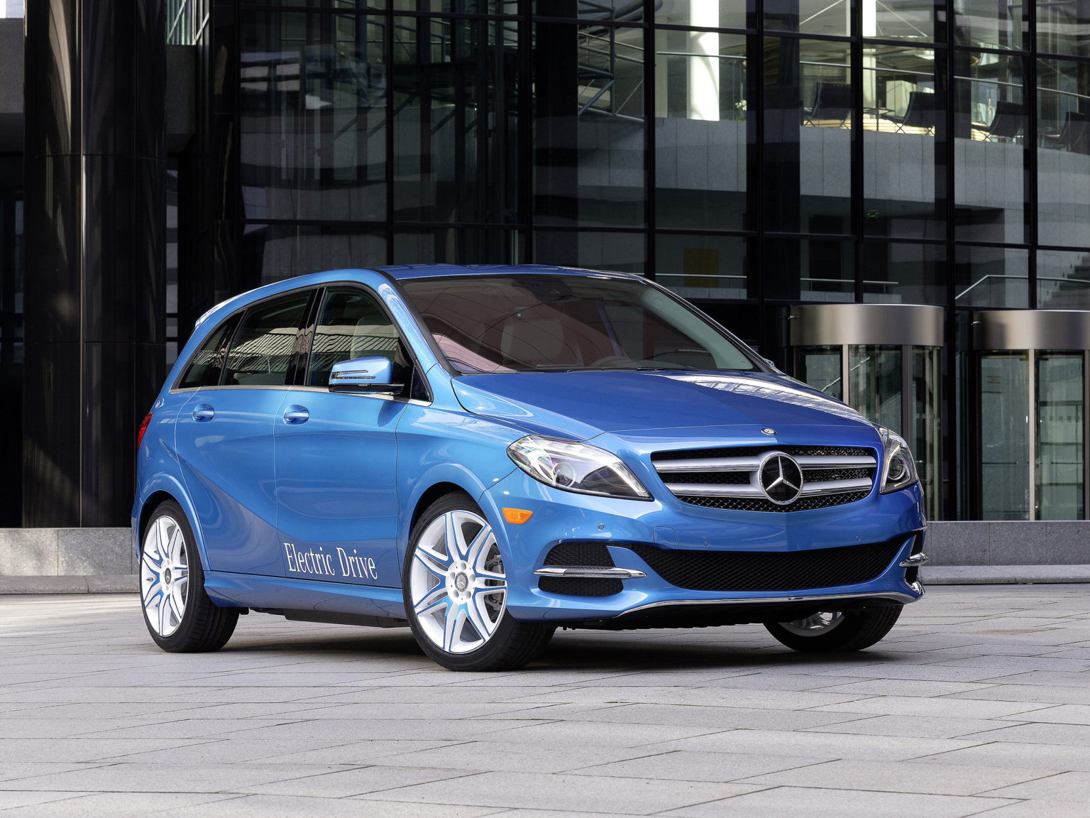 The Mercedes-Benz B-Class, which has been discontinued in the U.S., is one of 2019's worse-selling models.