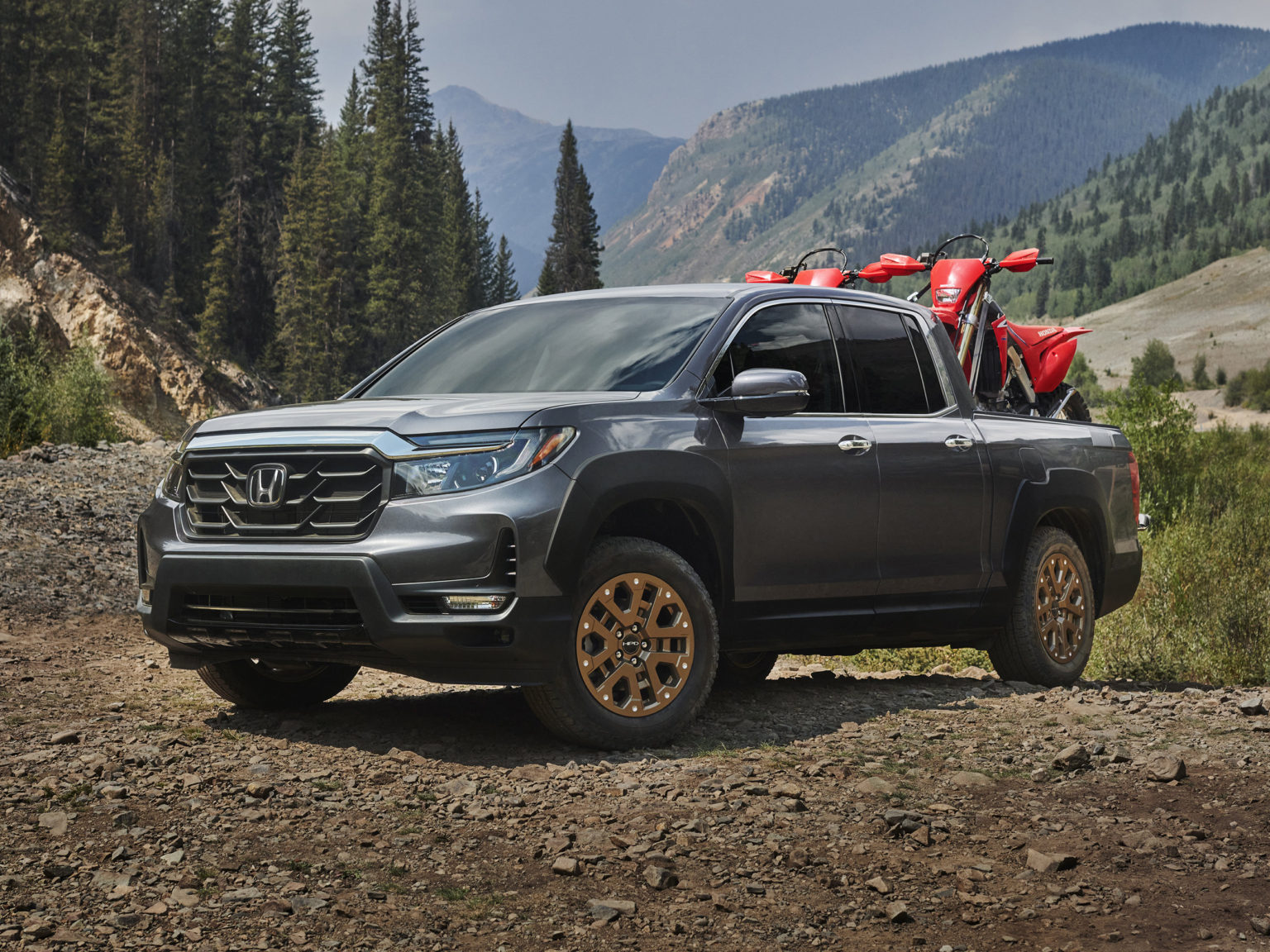 For 2021, the Honda Ridgeline gets meaner looking but keeps the equipment that makes it well-mannered.