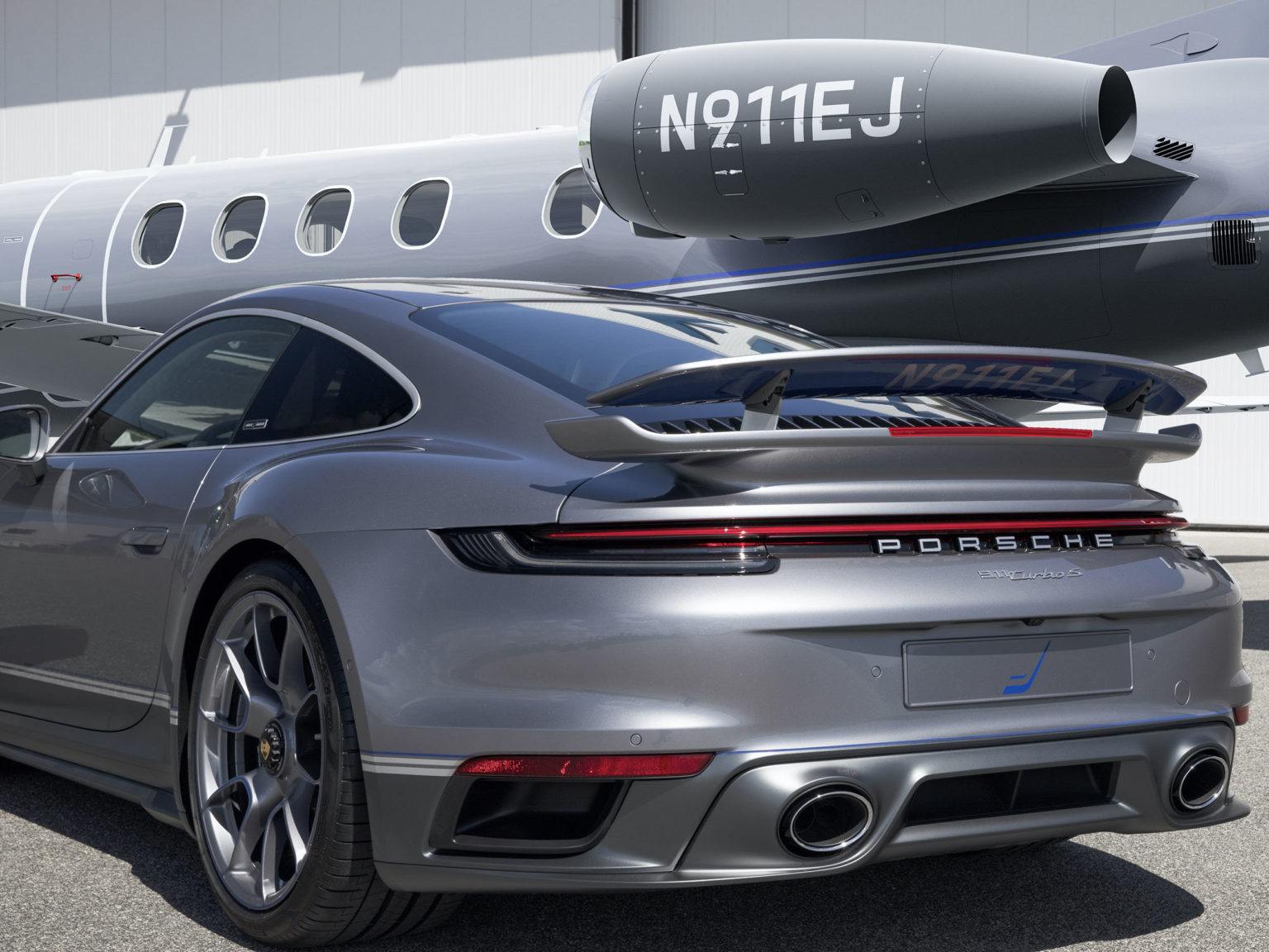 Customers who opt for a special edition Embraer Phenom 300E business jet can also buy a matching customised Porsche 911 Turbo S.