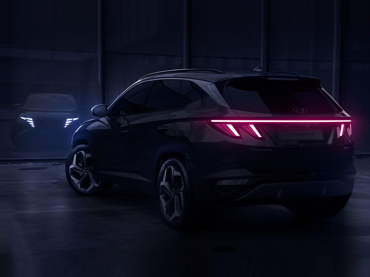 The forthcoming redesigned Hyundai Tucson takes its design cues from the Vision T concept car.