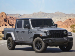 The Gladiator Willys offers off-roaders a way to get additional off-road prowess straight from the manufacturer without having to pay for a Rubicon model.