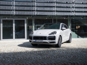 Porsche has given the 2021 Cayenne E-Hybrid a larger battery capacity.