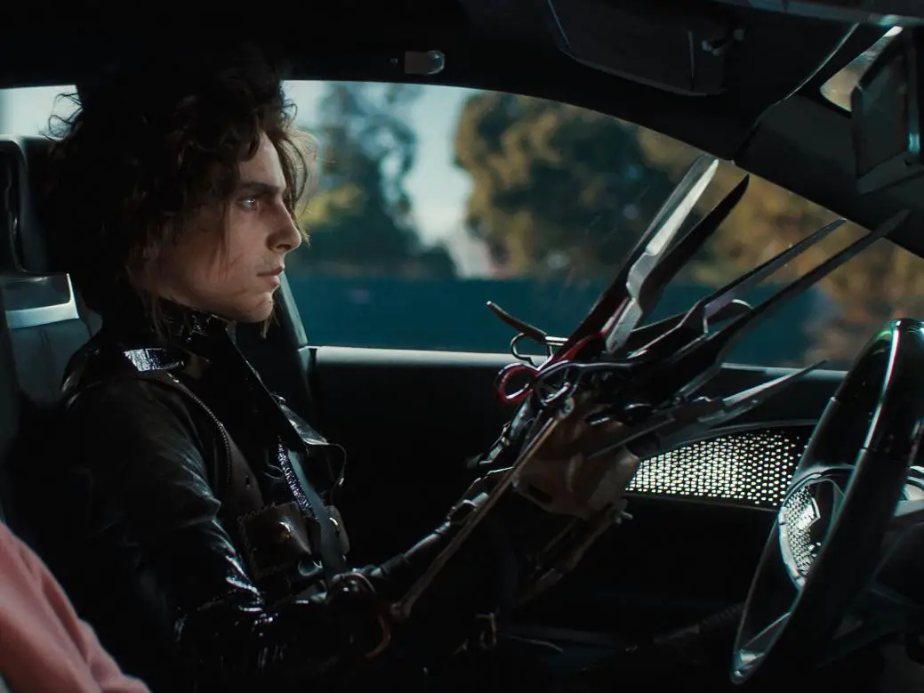 Cadillac brings back the "Edward Scissorhands" universe in its Super Bowl LV commercial.