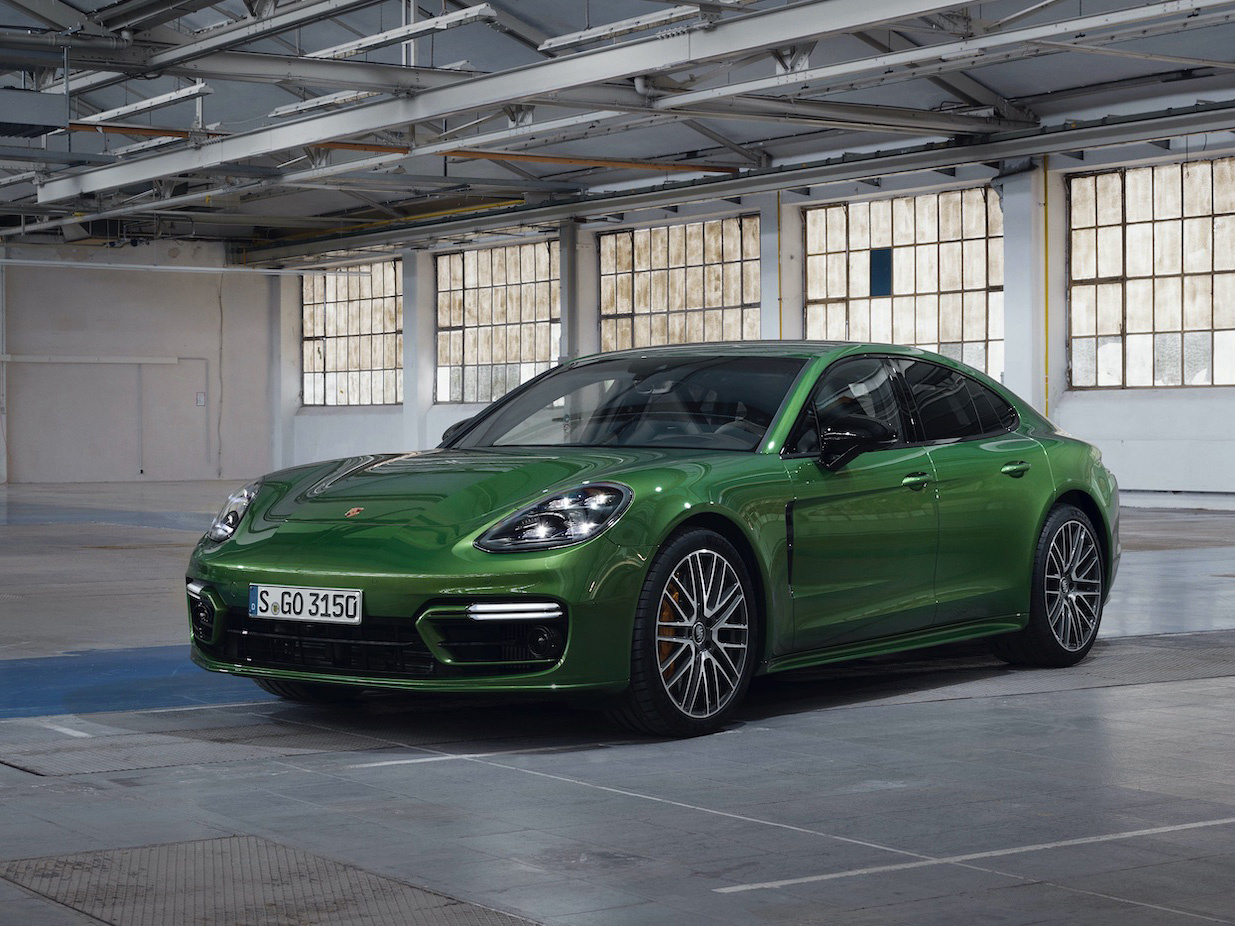 The Porsche Panamera lineup has finally fully been revealed.