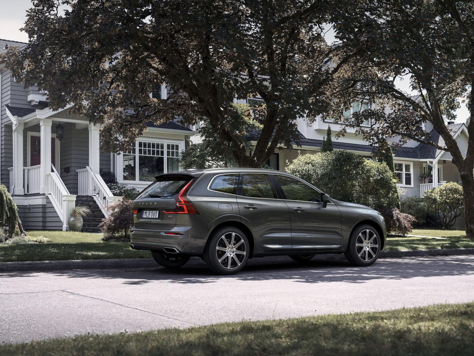 Americans don't like station wagons, but they do love SUVs.
