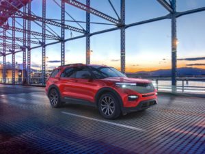 The 2021 Ford Explorer Enthusiast ST gives buyers more performance at a lower price.