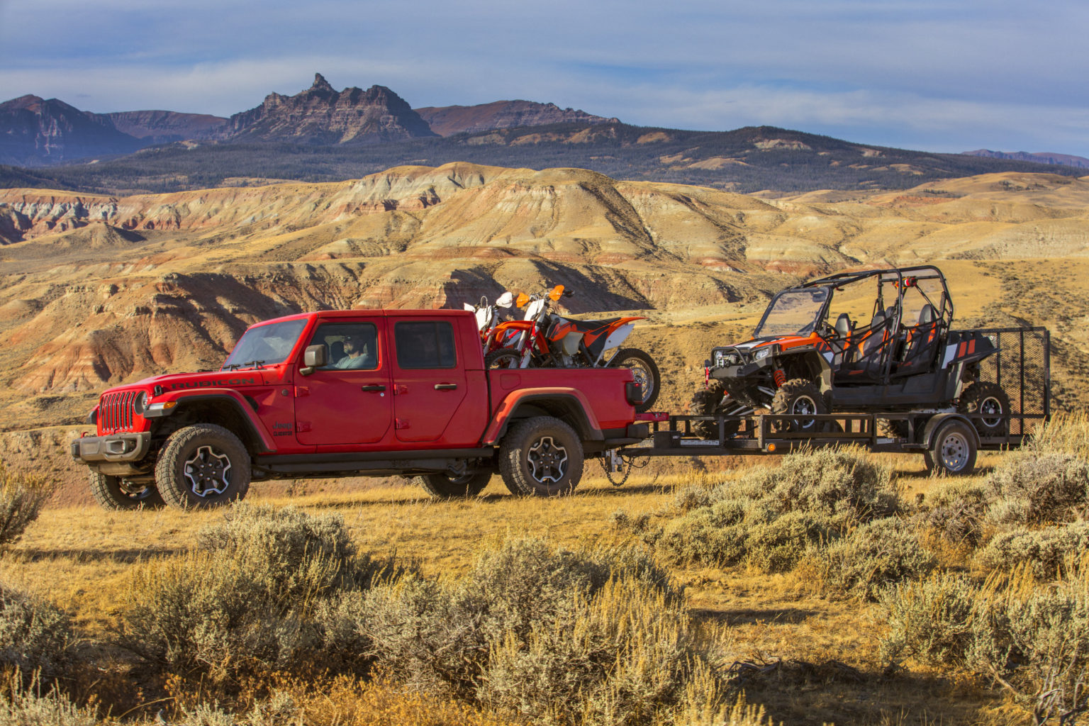 Jeep is running a new Gladiator ad during NFL games.